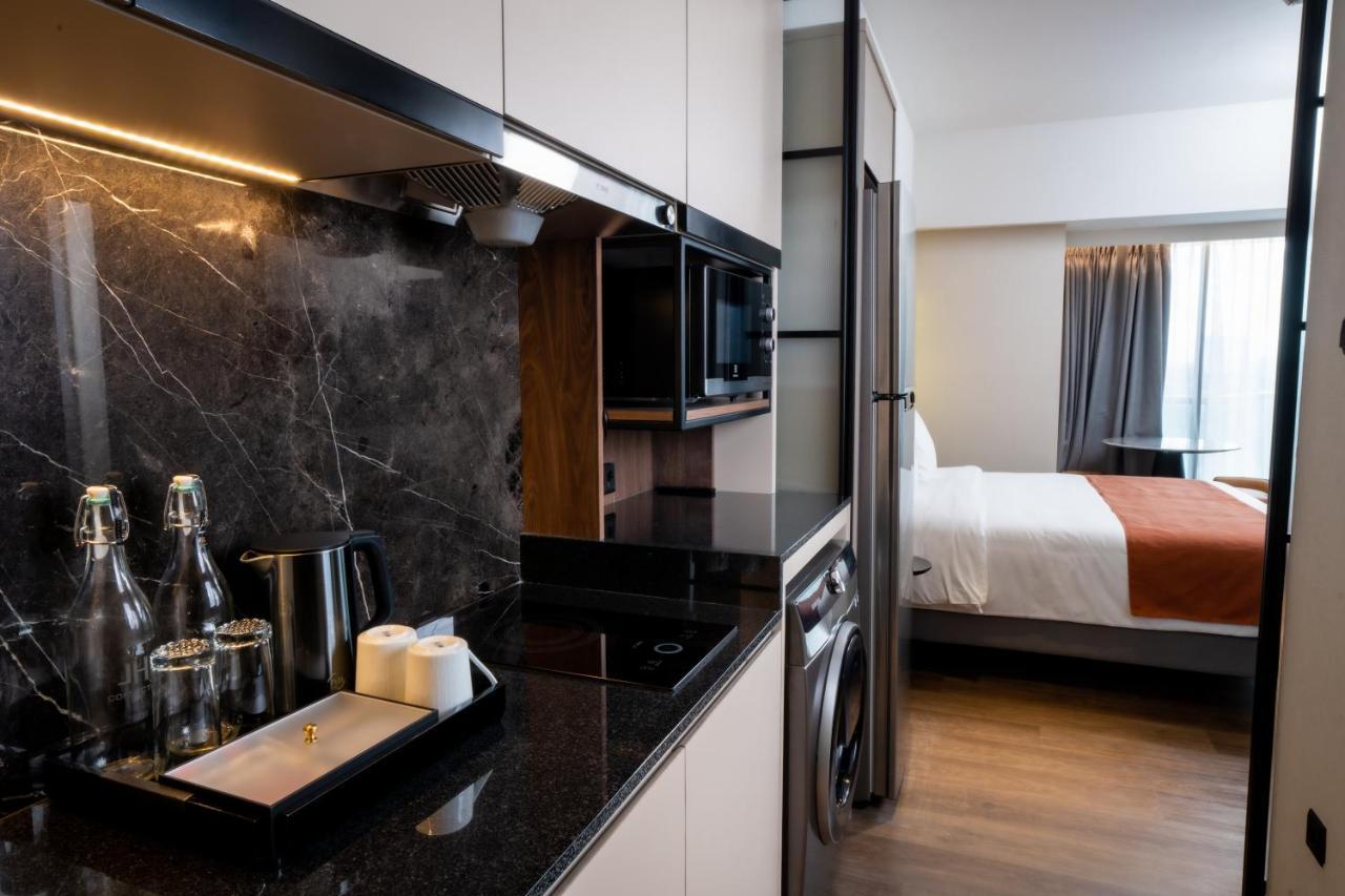 Herloom Hotel & Residence Bsd Tangerang Exteriör bild
