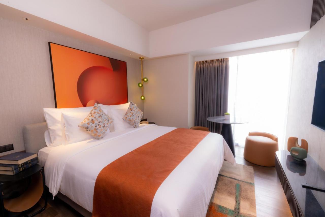 Herloom Hotel & Residence Bsd Tangerang Exteriör bild
