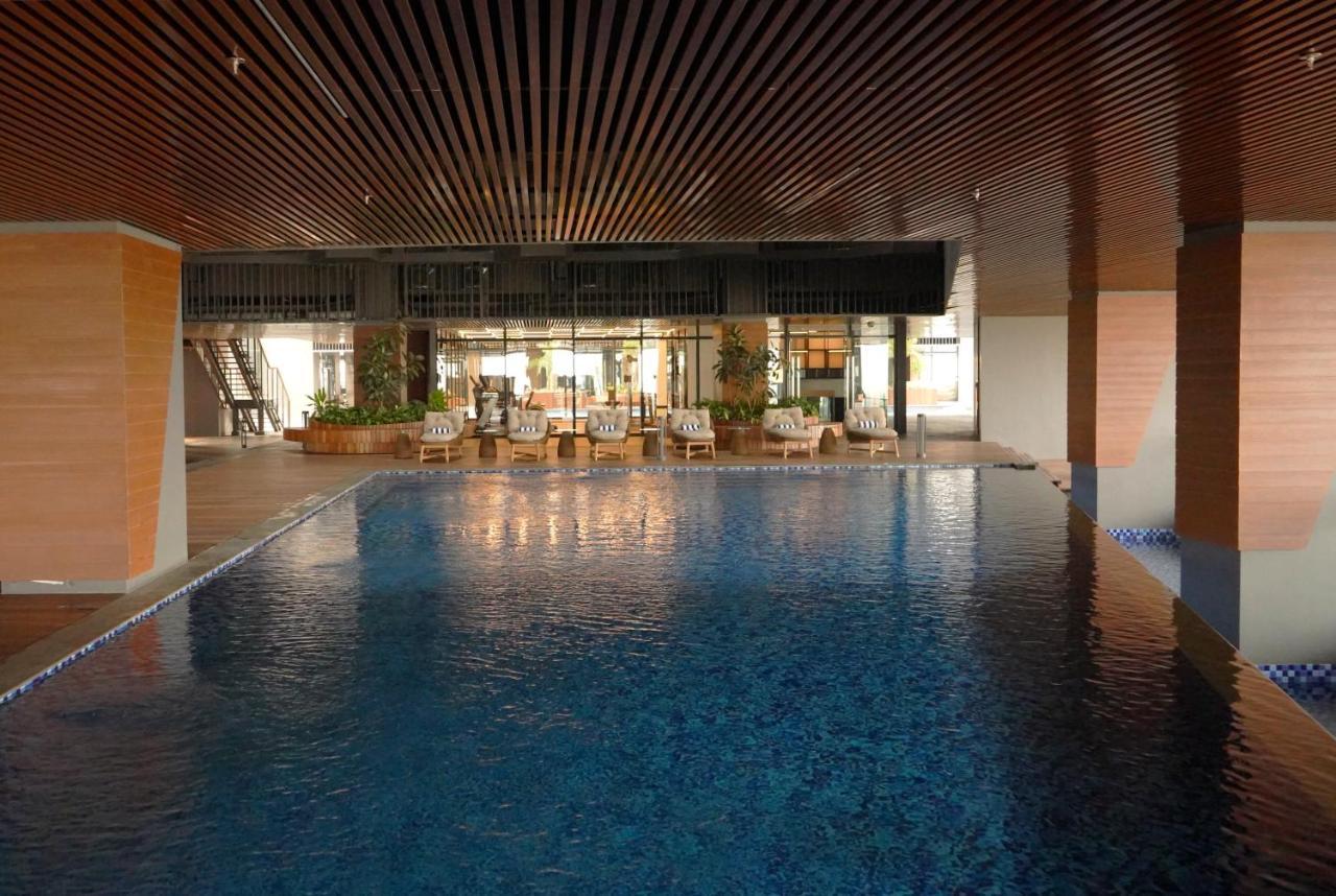 Herloom Hotel & Residence Bsd Tangerang Exteriör bild