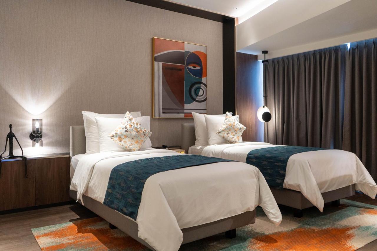 Herloom Hotel & Residence Bsd Tangerang Exteriör bild