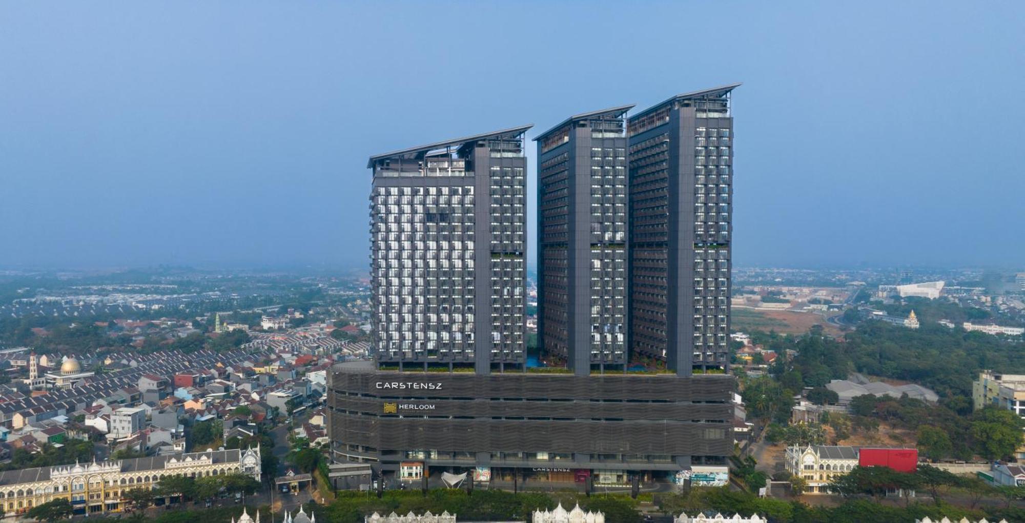 Herloom Hotel & Residence Bsd Tangerang Exteriör bild
