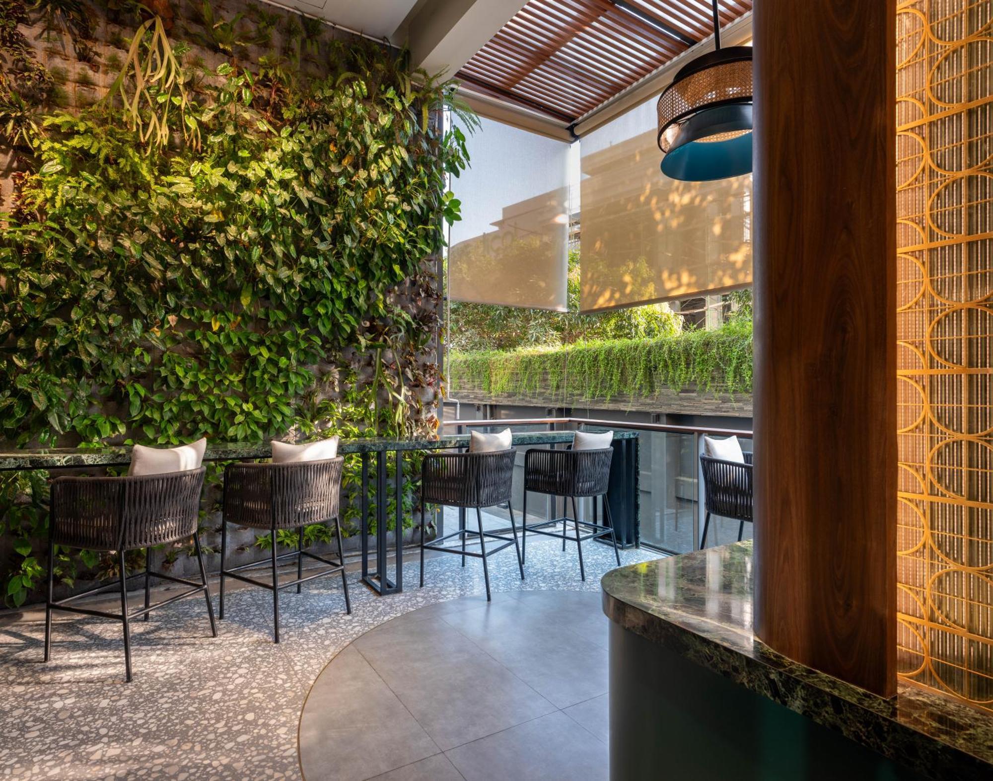 Herloom Hotel & Residence Bsd Tangerang Exteriör bild