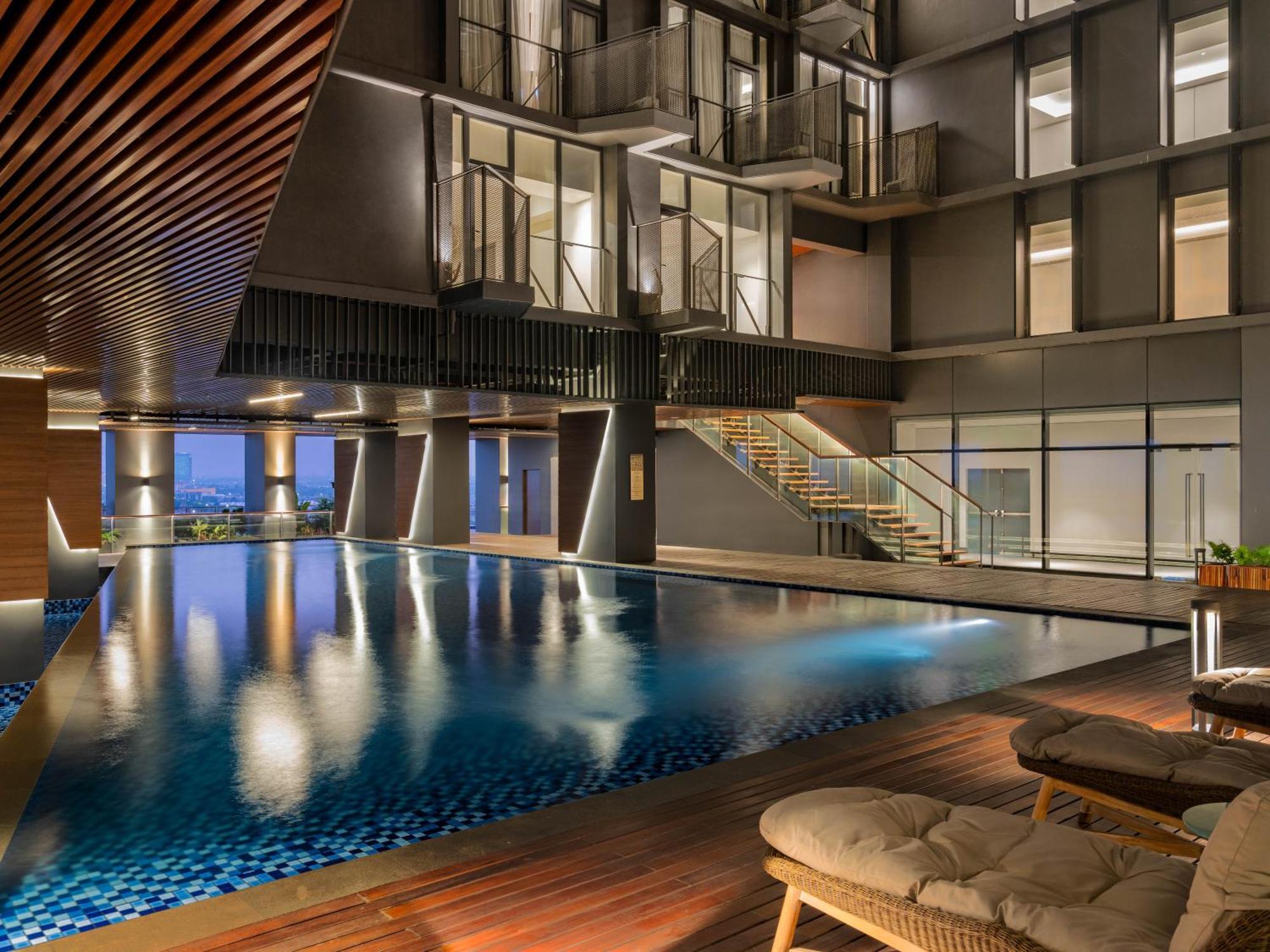 Herloom Hotel & Residence Bsd Tangerang Exteriör bild